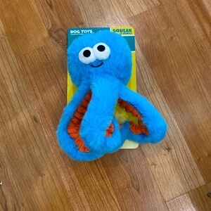 Brand New With Tag Transformers Optimus Prime Squeaky Crunch Dog Toy Hasbro 12”